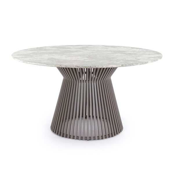 Mesa blanca redonda de granito con cubierta clara y base de varillas metálicas en tono gris, ideal para espacios modernos y elegantes.